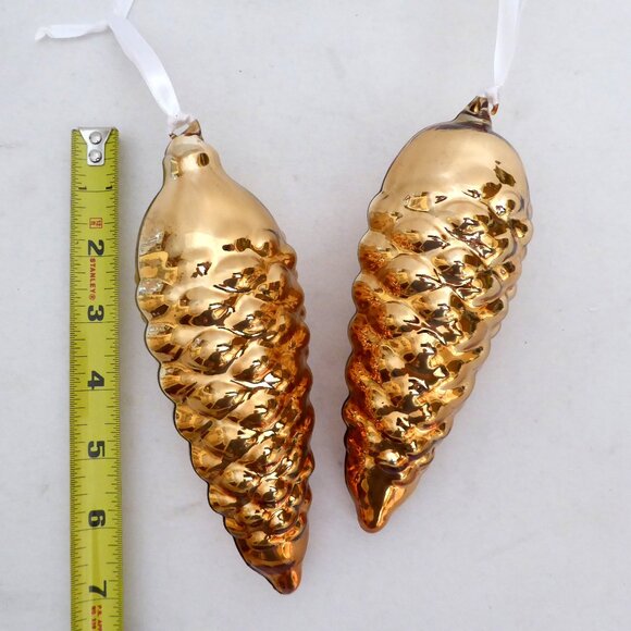 NEW 6.75” CHRISTMAS HAND BLOWN MERCURY GLASS GOLD PINECONE ORNAMENT SET - Picture 2 of 10